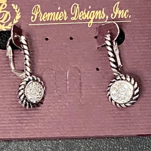 Earrings!!! - Picture 5 of 7